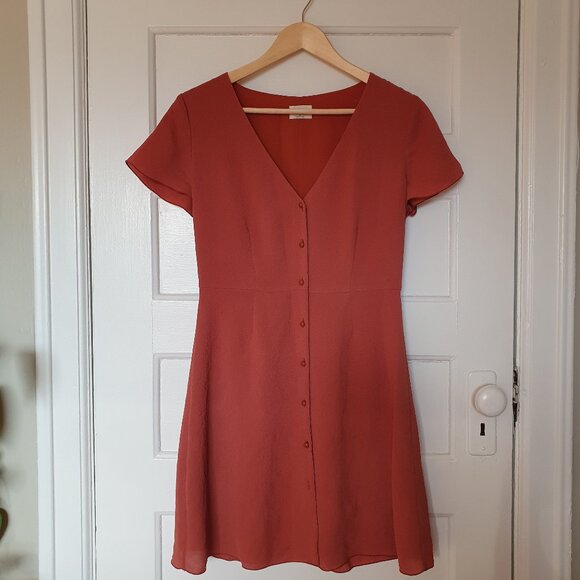 ARITZIA Rust Orange, Button Up, short sleeve dress - Picture 1 of 3